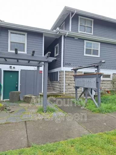 Main picture of 1015 9th St