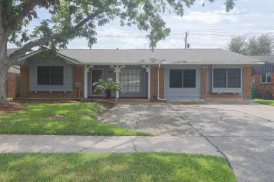 Main picture of 3118 Flamborough Dr