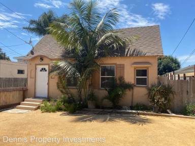 Main picture of 559-563 S Evergreen Dr