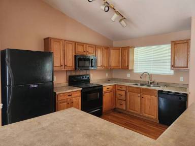 Main picture of 4845 Mt Evans St
