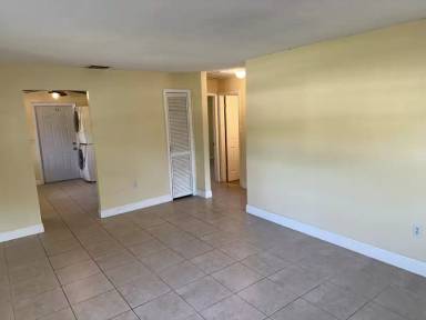 Main picture of 1734 Gladys St
