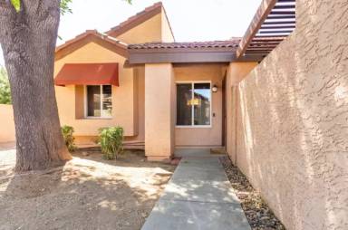 Main picture of 2123 E Kirkland Ln