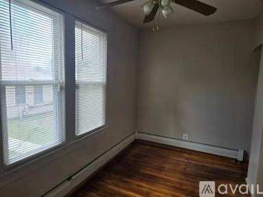 Main picture of 7118 S Wabash Ave