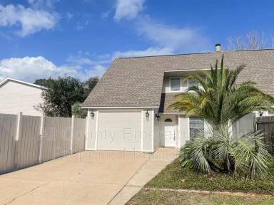 Main picture of 539 Azalea Dr