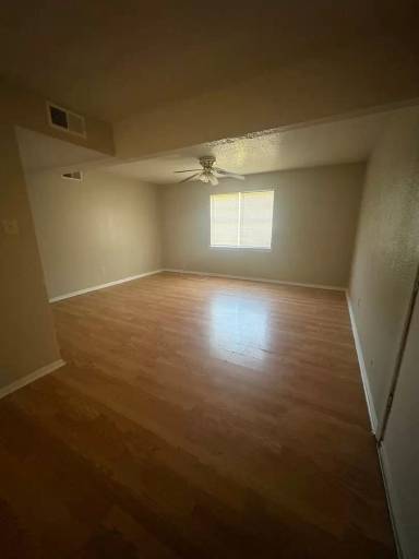 Main picture of 1123 Boulevard St