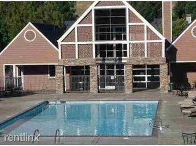 Main picture of 245 Reflections Dr