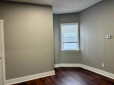 Main picture of 2729 W Market St