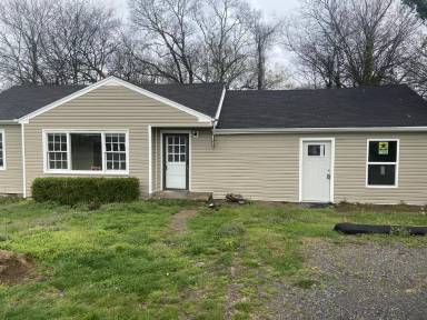 Main picture of 719 Monroe St