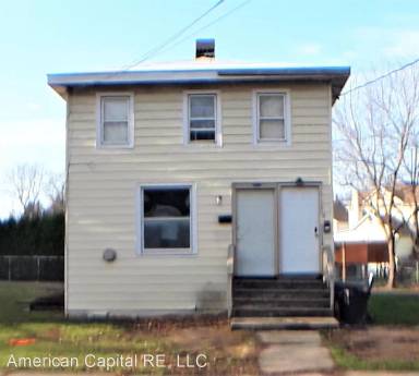 Main picture of 312 Broadway St