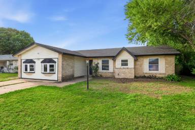 Main picture of 1547 Oakbrook St