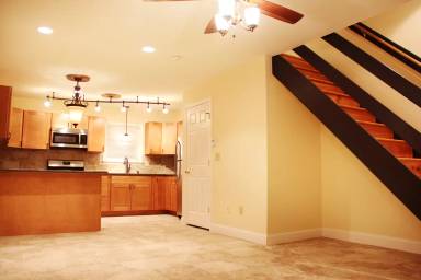 Main picture of 48 N Champlain St