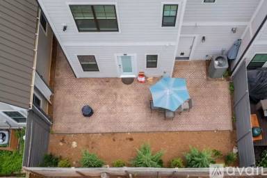 Main picture of 105 McCall St