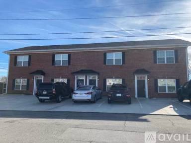 Main picture of 270 Trunk St NE