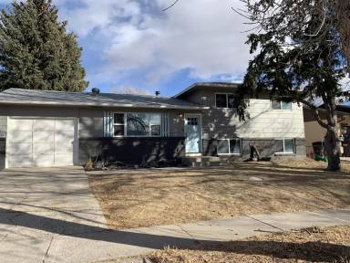 Main picture of 1529 Sawyer Way