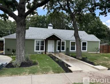 Main picture of 1322 Egan St
