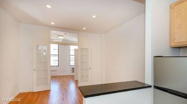 Main picture of 430 East 89th St