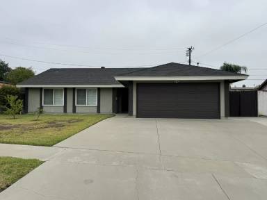 Main picture of 1039 Adel Ave