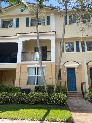 Main picture of 2865 S Oasis Dr