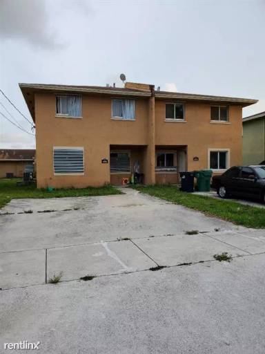 Main picture of 7648 Ramona St