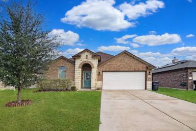 Main picture of 6425 Ambrose Cir