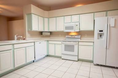 Main picture of 2075 Grafton Ave
