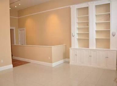 Main picture of 108 W Byers Pl