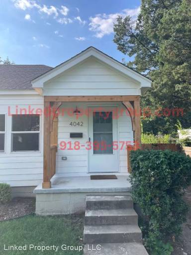 Main picture of 4042 E 23rd St