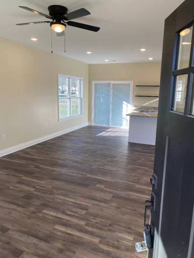 Main picture of 105 Saint Charles St