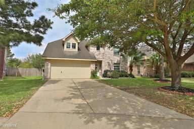 Main picture of 2414 Slate Ridge Ln