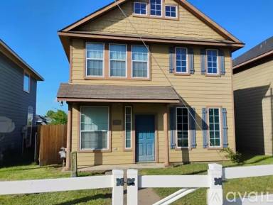 Main picture of 3905 Victoria Ave