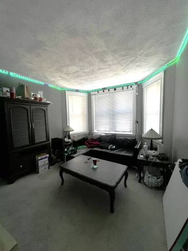 Main picture of 451 Park Dr Apartments