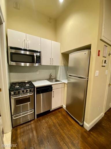 Main picture of 329 Lexington Ave