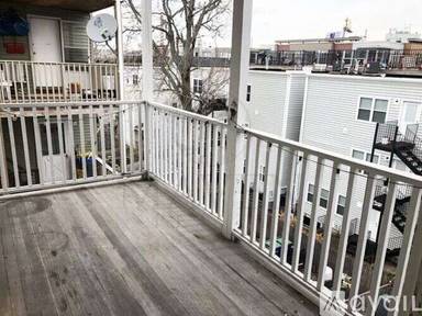 Main picture of 40 Mount Pleasant St