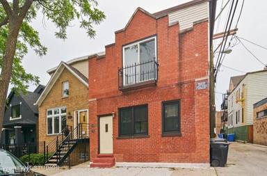 Main picture of 2147 W Charleston St