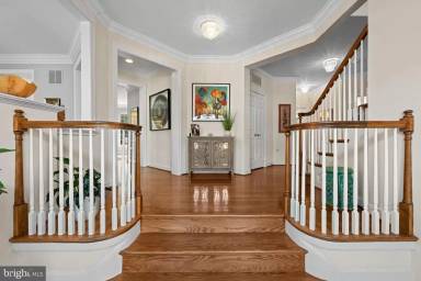 Main picture of 5120 Warren Pl NW