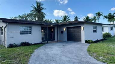 Main picture of 6504 Arbor Dr