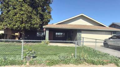 Main picture of 2308 W Kanai Ave