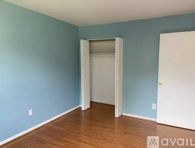 Main picture of 6341 Pine View Ct