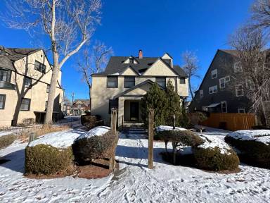 Main picture of 409 N Cascade Ave