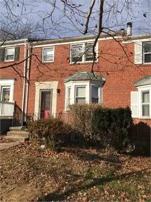 Main picture of 916 E Lake Ave