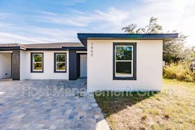 Main picture of 1950 Redmond St