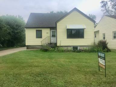 Main picture of 1211 6th St S