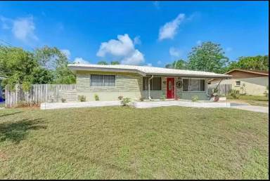 Main picture of 2910 Arch Dr