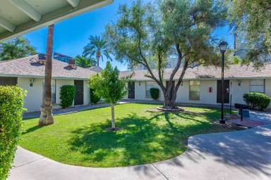 Main picture of Escondido Apartments