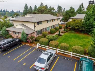 Main picture of 7833 - 7875 SE Johnson Creek Blvd