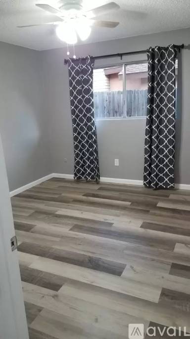 Main picture of 3216 La Costa St