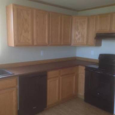Main picture of 128 E Main St