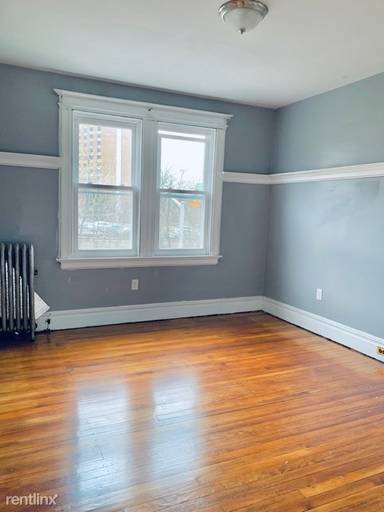 Main picture of 25 Marcy Ave