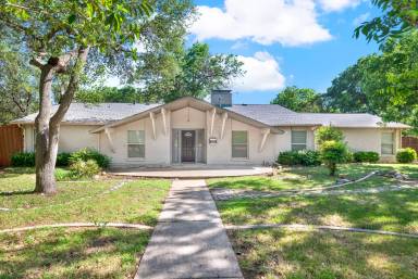 Main picture of 3950 Clear Cove Ln