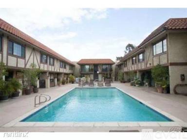 Main picture of 11127 La Maida St